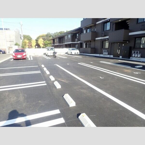 【駐車場】 | ソラーレ善 | 敷地内駐車場の様子です
