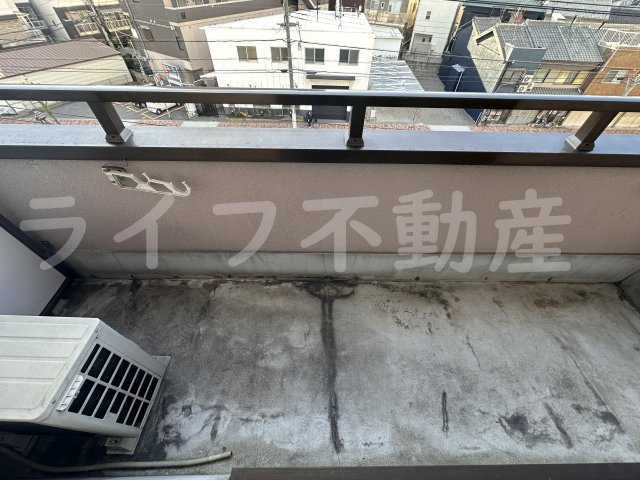 ドミール新深江のバルコニー
