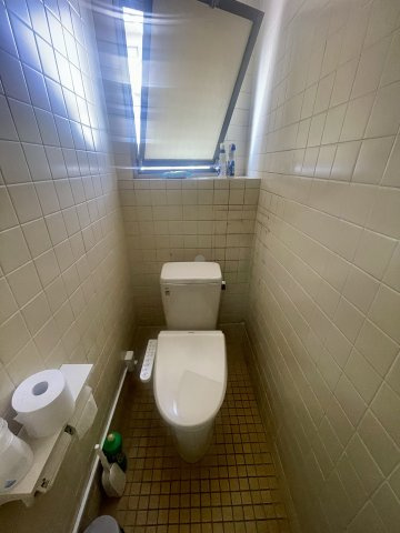 吹田市穂波町の店舗事務所のトイレ