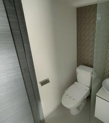 S-RESIDENCE神戸磯上通のトイレ