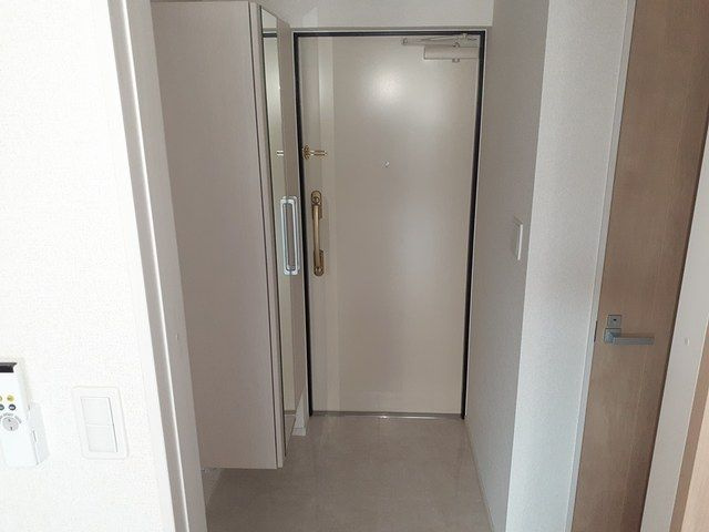 ラ　メッゾの玄関