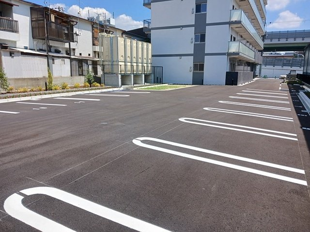 オリエントレジデンス門真殿島町の駐車場|駐車場があります