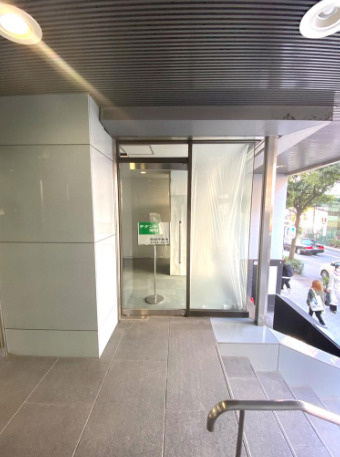 大阪市中央区谷町１丁目の店舗事務所のロビー