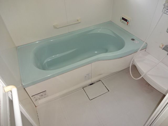 姫路市御立西１丁目のハイツの浴室