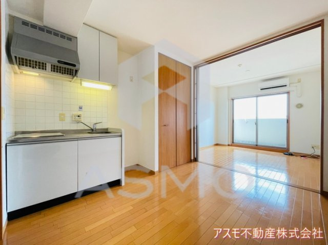 【居間・リビング】 | クリーデンス福島 | 同マンション別部屋　参考写真