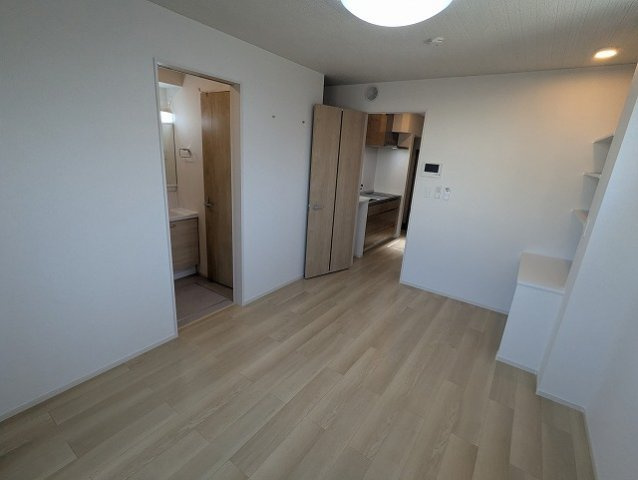 筑紫野市二日市南２丁目のアパートの内装|明るい室内です