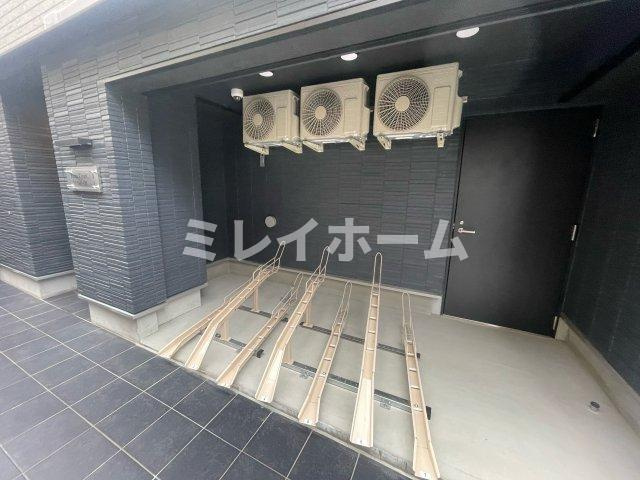 ルネコート西大井のエントランス