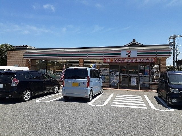 レオ・レグルス　　刈谷市近郊の賃貸ならクラスホーム刈谷店の周辺|セブンイレブンまで584m