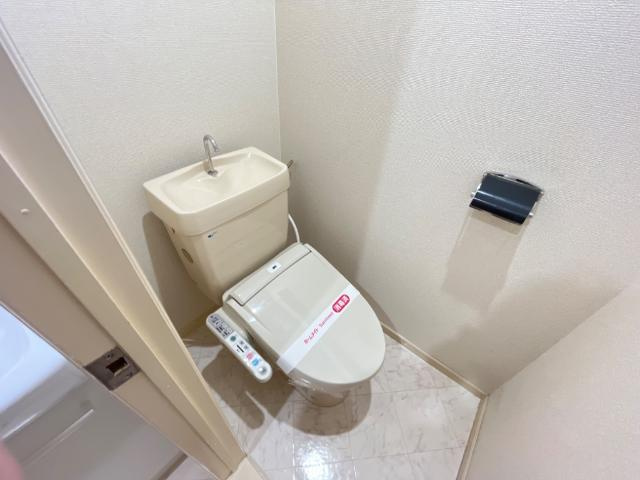 中切ハイムのトイレ|シャワー付トイレ