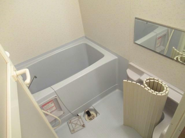 フルハウス（北）の浴室