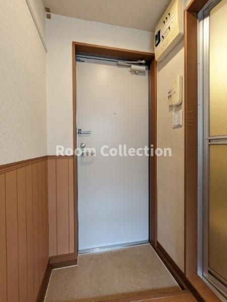 アーバンプレイス和泉A棟の玄関