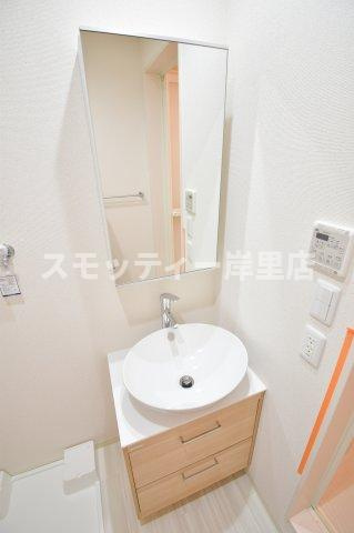 フジパレス中加賀屋Ⅵ番館の独立洗面台
