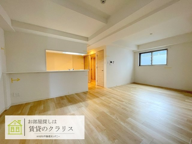 エリタージュ新町の居間・リビング