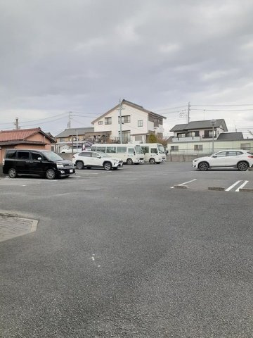サニーブローテ住吉Ⅰ　　刈谷市近郊の賃貸ならクラスホーム刈谷店の駐車場|車をお持ちの方に嬉しい駐車場付きの物件です