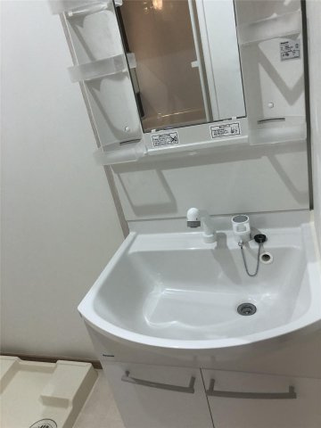プレジール英賀保の洗面所