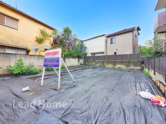 【外観】 | 目黒区上目黒4丁目 | 周囲の建物と程よく距離が保たれた開放的な敷地！光と爽やかな風をたっぷり取り込めるお家が建てられます♪