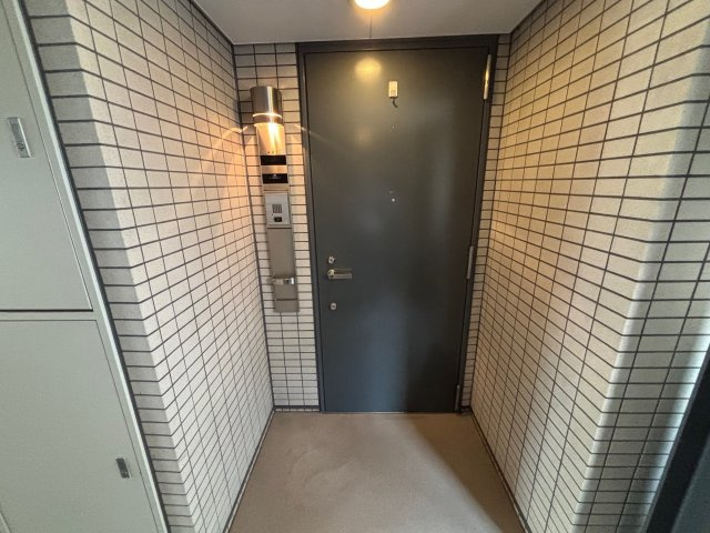 ランドワーフ練馬中村橋セレーヌコートの玄関|お部屋の玄関前です。