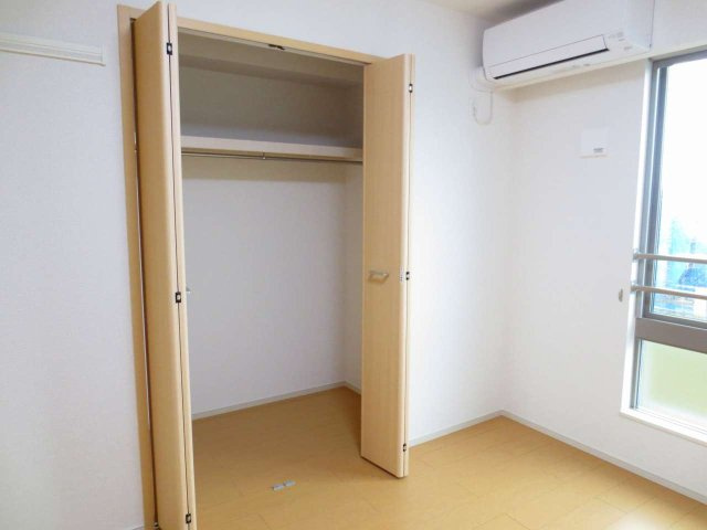 キューズ　エリシオンＡの収納