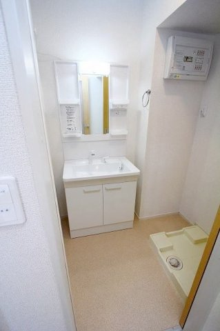 ヌーベル　コートＢの洗面所