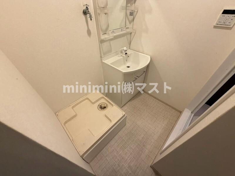 LakiaMaison帝塚山西の洗面所