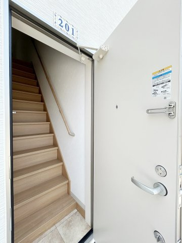 【玄関】 | ソルナクレイシア新高円寺