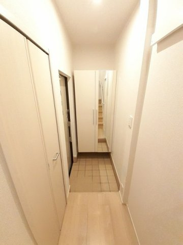ナリワリ　ハッタの玄関