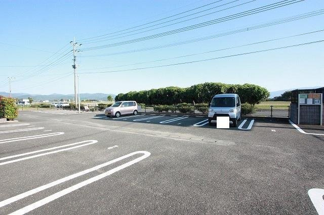 シャレットⅠの駐車場