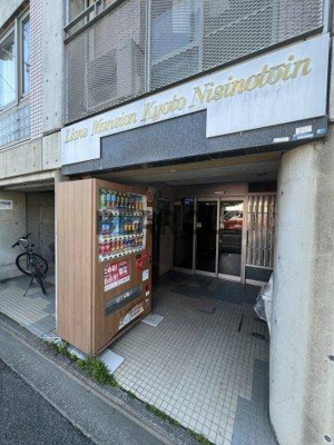 【エントランス】 | ライオンズマンション京都西洞院 | ゆとりのあるエントランスです