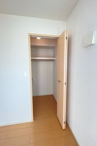 オリエンス弐番館の収納