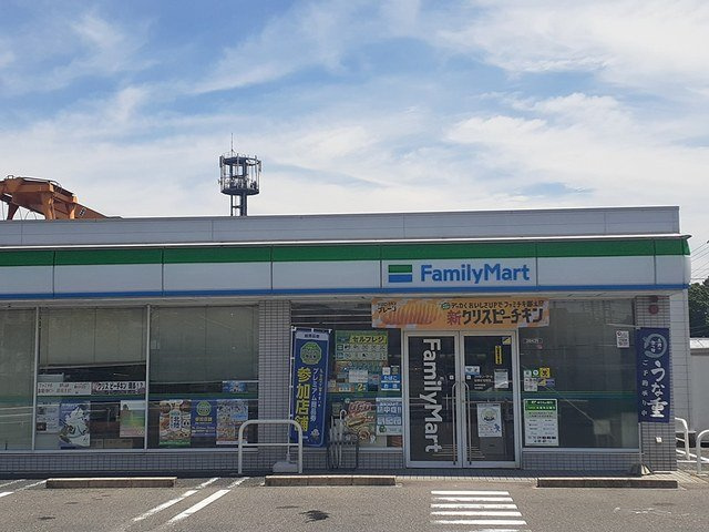 エテルネル・シュマンの周辺|ファミリーマートまで10m