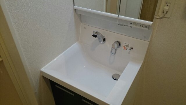 コート・ルージュ片倉の洗面所