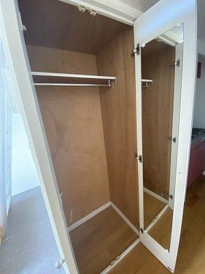 レオパレスＴ＆Ｙの内装|クローゼット鏡付き