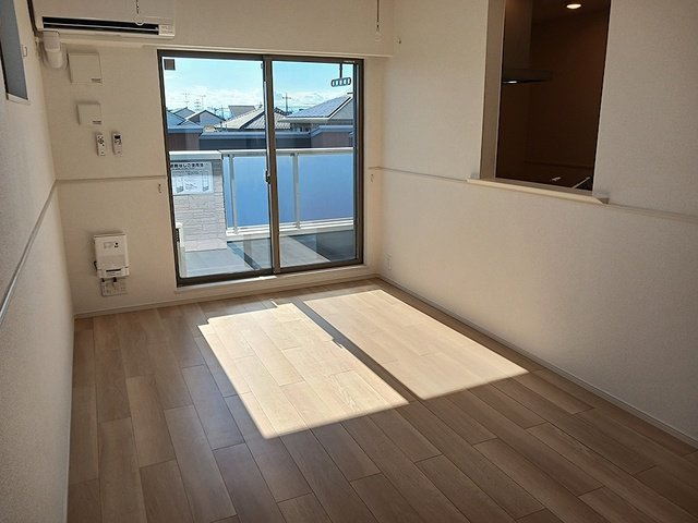 カーサ　ビアンカ　デュエの居間・リビング