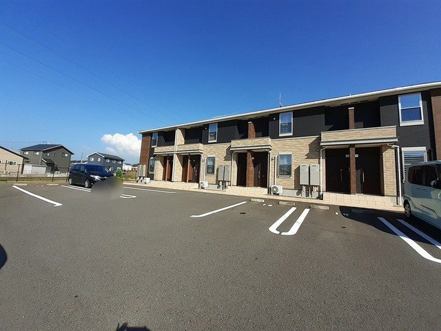 セレーノ　橘Ａの駐車場