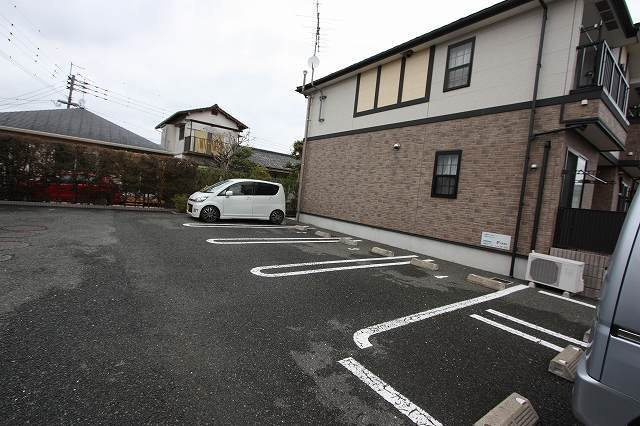 雅（みやび）の駐車場