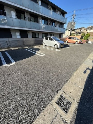 Ｋ・ブローテ・柏の葉Ａの駐車場