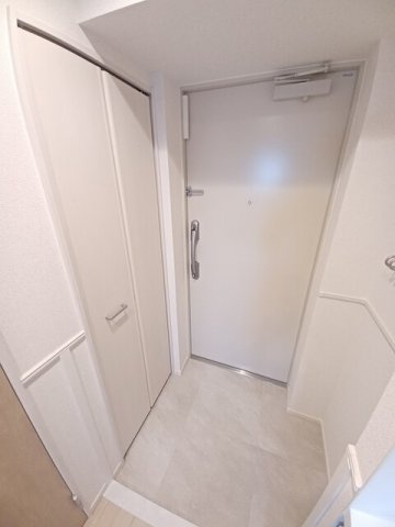 スアヴィス谷在家の玄関