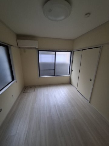 北区中里３丁目の賃貸マンション