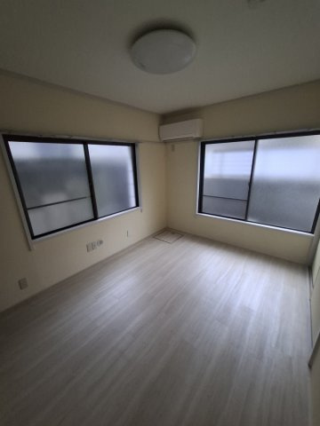 北区中里３丁目の賃貸マンション