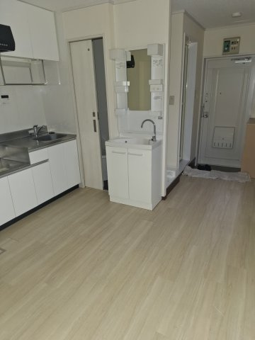 北区中里３丁目の賃貸マンション