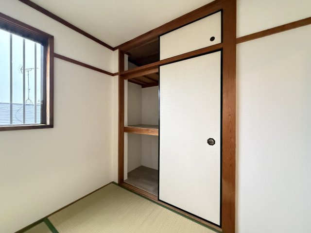 村上ビルサンハイツの収納