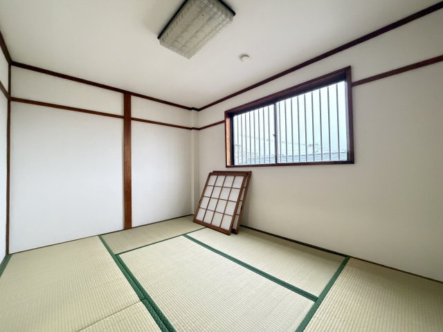 村上ビルサンハイツの寝室