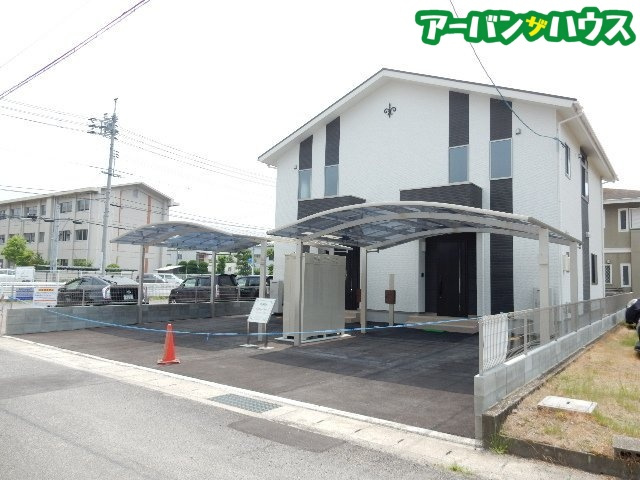 グランルーチェ欅Ｂ棟の駐車場