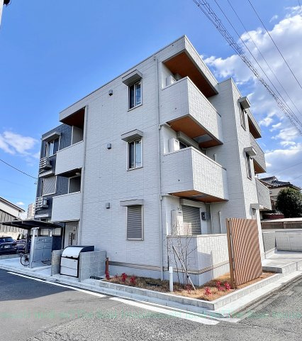 ブリリアン庄内の外観