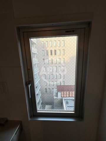 創空KYUTAROの内装|創空KYUTARO　小窓