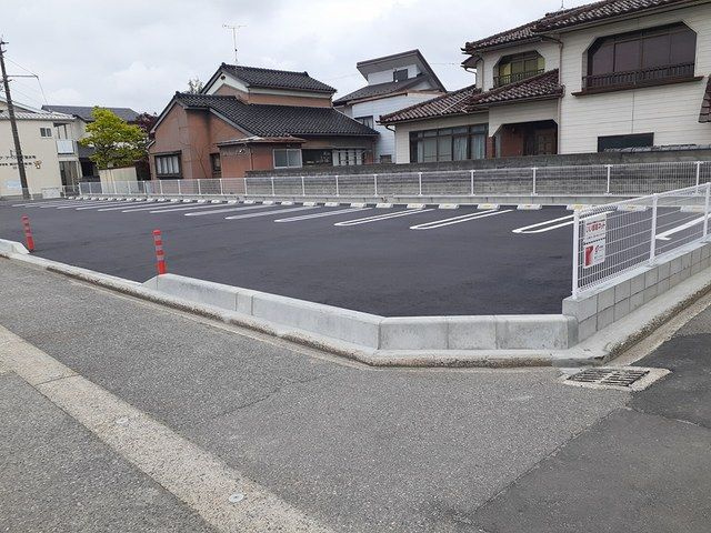 サクージュⅠの駐車場