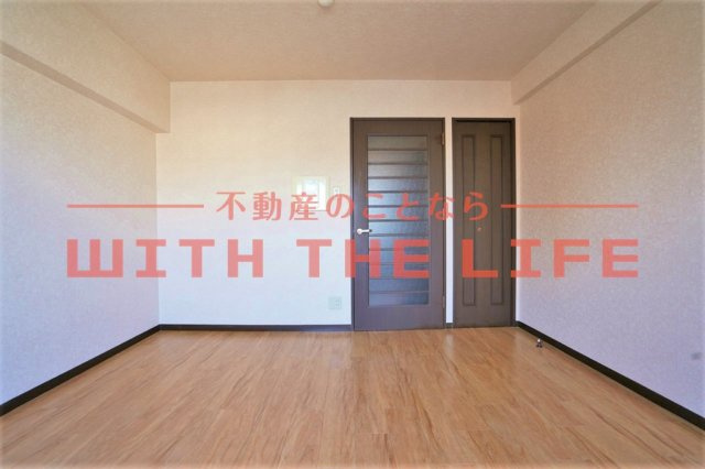 ロマネスク東町【キャッシュバック対象】の洋室|きれいな洋室です