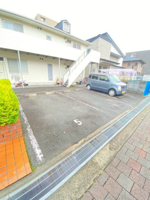 【駐車場】 | メゾンクレール