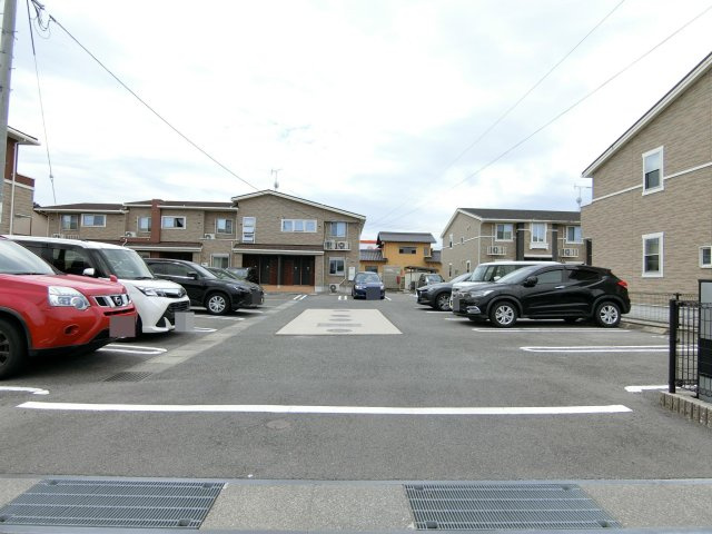 エアフォルク　Ｂの駐車場