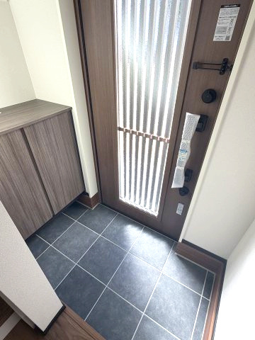 メゾン川元の玄関